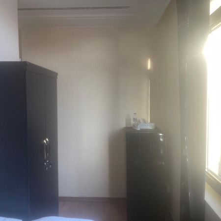 Four Stars Hostel Dubaj Zewnętrze zdjęcie