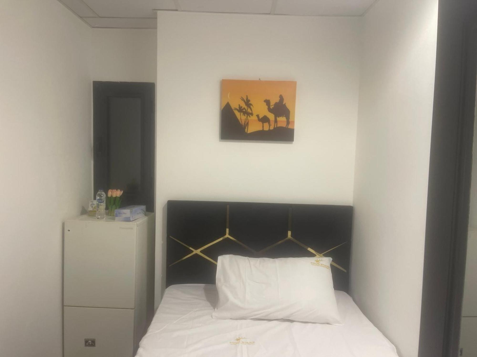 Four Stars Hostel Dubaj Zewnętrze zdjęcie